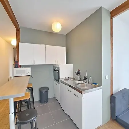 Apartman Vancouver, Hyper-centre De *
